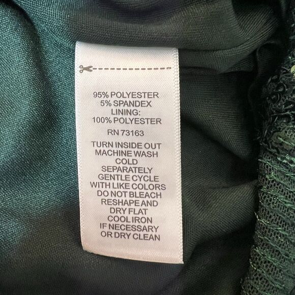 Cable & Gauge Blouse Holiday Top M Sequins Sparkle Forest Winter Green Festive - Picture 9 of 9